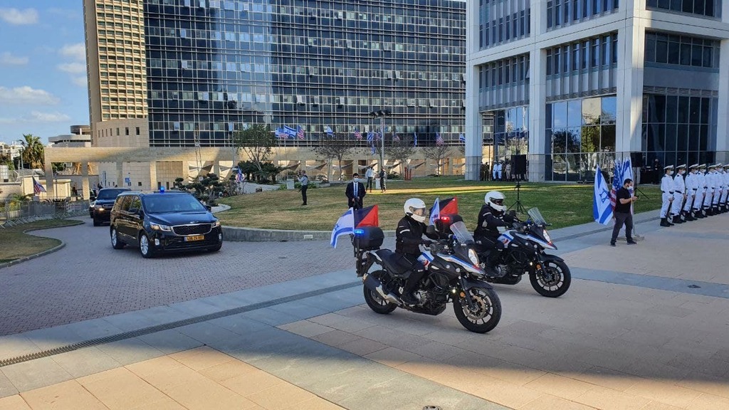 שר ההגנה האמריקאי מגיע לקריה