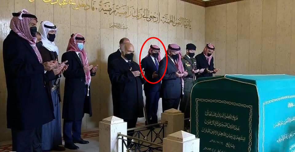 עבדאללה מלך ירדן עם ה נסיך חמזה טקס 100 שנה עצמאות ירדן הופעה ראשונה מאז הקרע ביניהם