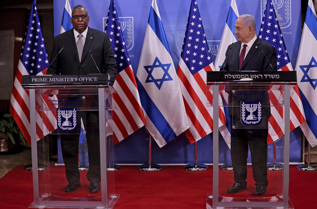 U.S. Defense Secretary Lloyd Austin, left, and Prime Minister Benjamin Netanyahu (Photo: AP) U.S. Defense Secretary Lloyd Austin, left, and Israeli Prime Minister Benjamin Netanyahu give statements after their meeting, at the prime minister's office, in Jerusalem