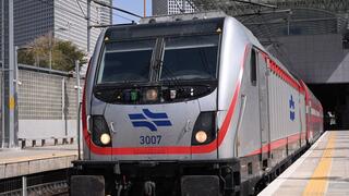 תחנת רכבת השלום תל אביב