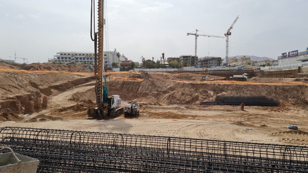 אילת. עלייה של 97% במספר היתרי הבנייה (צילום: נטע רז) פרויקט בראון 42 אילת אתר בנייה
