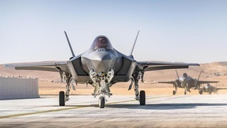 מטוסי ה-F-35 המעוכבים נוחתים בנבטים