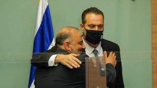 עבאס וזוהר
