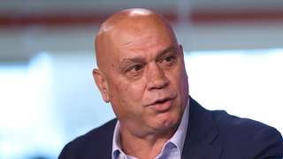עיסאווי פריג' בריאיון באולפן