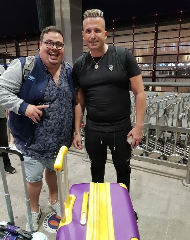 בהצלחה! קובי סוויסה ואוראל צברי (צילום: אמיר מאירי) בהצלחה! קובי סוויסה ואוראל צברי