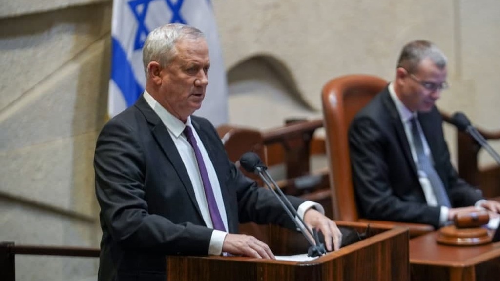 גנץ במליאה, על הקמת הוועדה. תחילת מאי (צילום: נועם מושקוביץ, דוברות הכנסת) בני גנץ