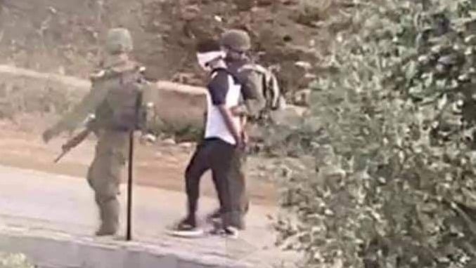 רגע המעצר של אחמד שלבי בן ה-17, בנו של המחבל לפי הדיווחים הפלסטיניים רגע המעצר של אחמד שלבי