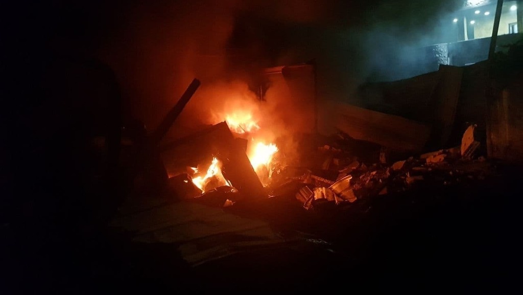Aftermath of Israeli missile strike on Syria early on Wednesday (Photo: Syrian TV) תקיפה ישראלית בסוריה