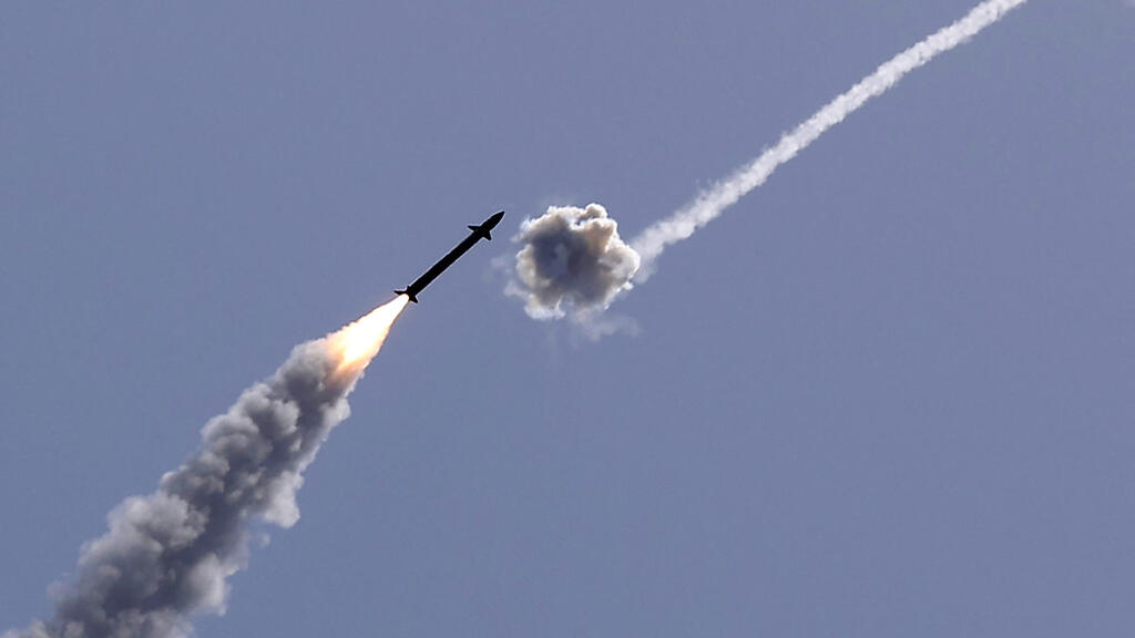 The Iron Dome missile defense system intercepts a rocket from Gaza (Photo: AFP) The Iron Dome missile defense system intercepts a rocket from Gaza