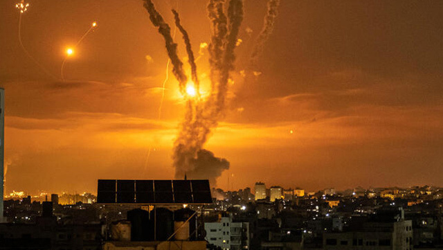 An IDF strike in Gaza overnight (Photo: Getty Images) תקיפת צה"ל בצפון רצועת עזה בעקבות ירי הרקטות