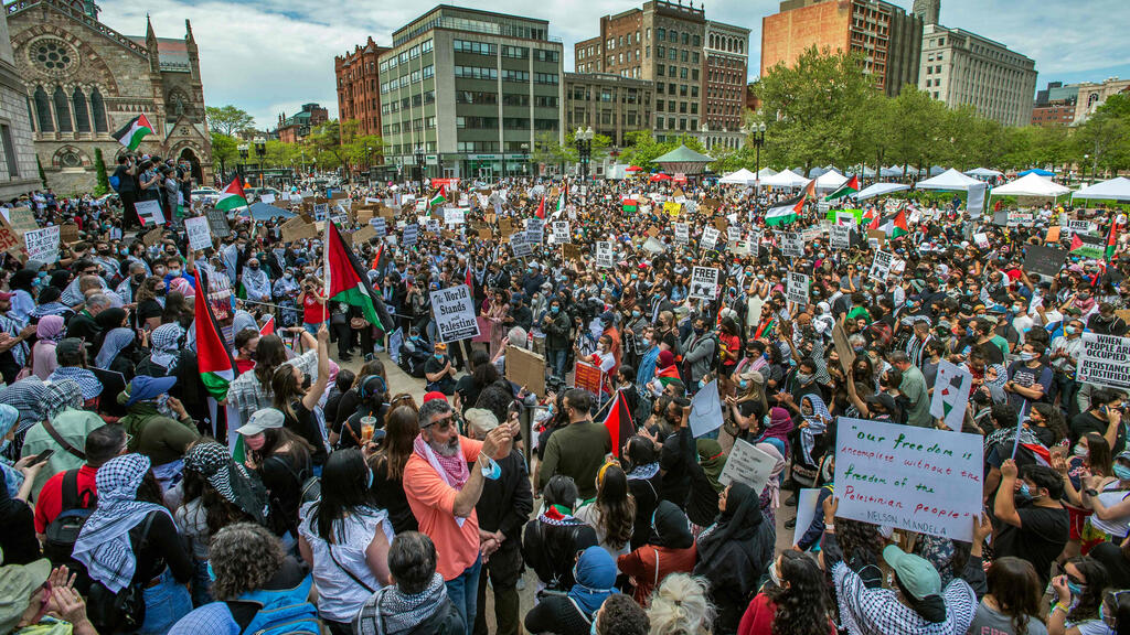Pro-Palestinian rally in Boston in May 2021 (Photo: EPA) Pro-Palestinian rally in Boston in May 2021