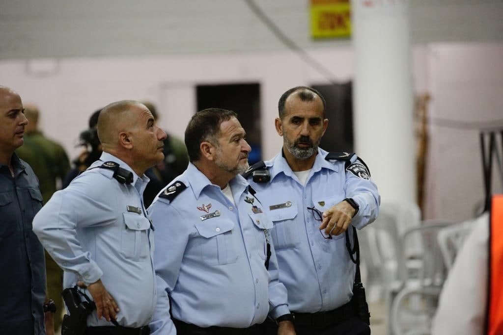 המפכ"ל יעקב שבתאי בזירת האסון (צילום: שלו שלום, TPS) יעקב שבתאי