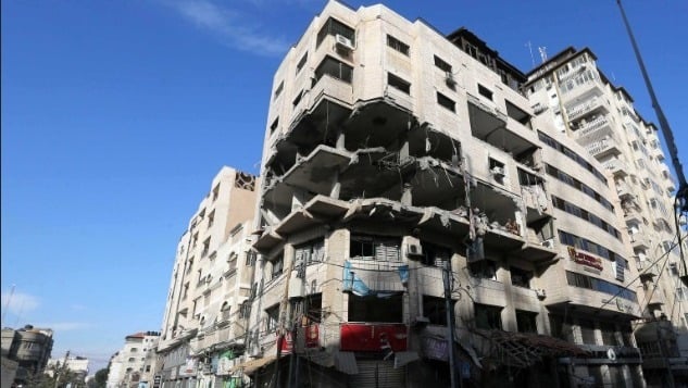 מרכז הסייבר של החמאס לאחר התקיפה. הפצצה כירורגית (צילום: דובר צה"ל) תקיפת סייבר חמאס