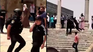  מיד עם סיום תפילת הצהריים, החלה התפרעות בהר הבית על ידי מאות צעירים
