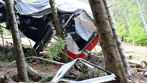 At Least 14 People Killed After Cable Car Plummets in Italy - The