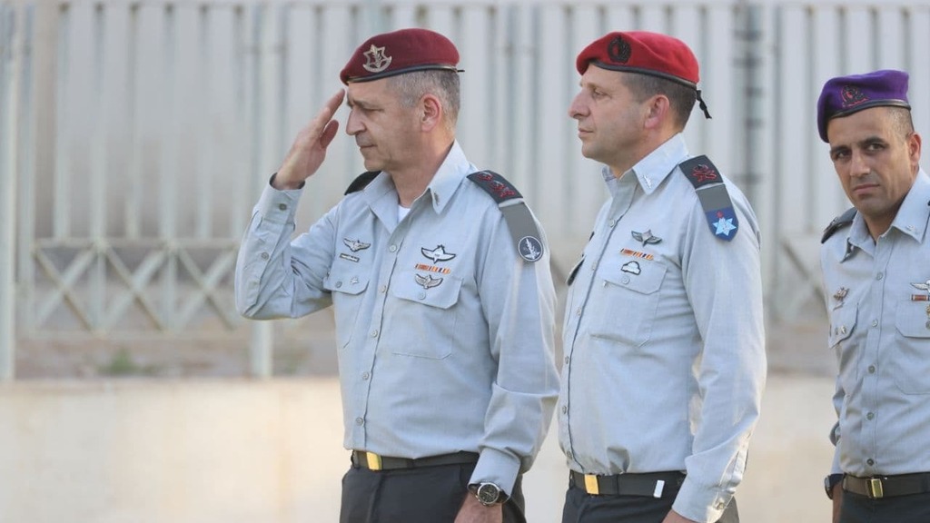 אביב כוכבי, הערב (צילום: מוטי קמחי) אביב כוכבי