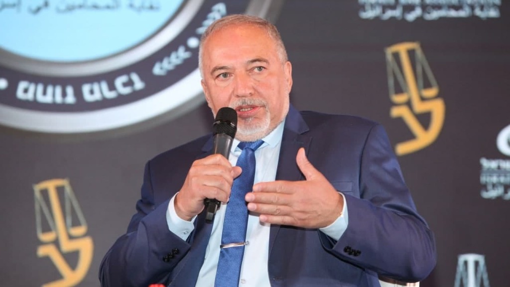 Yisrael Beitenu head Avigdor Liberman (Photo: Courtesy) אביגדור ליברמן בכנס לשכת עורכי הדין באילת