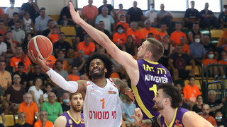 אנגולה בפעולה
