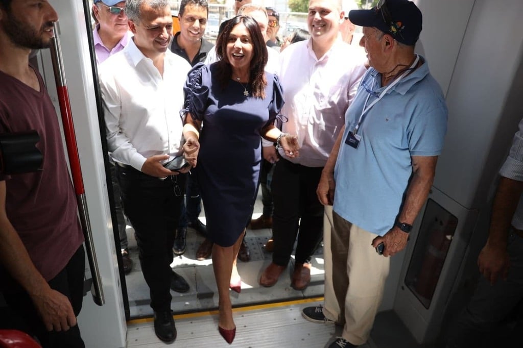 תחילת נסיעות המבחן של קו הרכבת הקלה בפתח תקווה