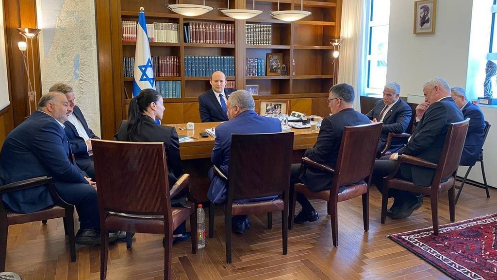 The heads of the parties in the new coalition meeting Sunday at the prime minister's office in Jerusalem ישיבת ראשי הקואליציה