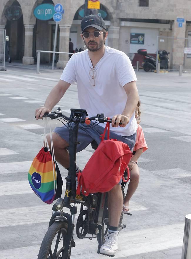 כן, אנחנו עדיין פה