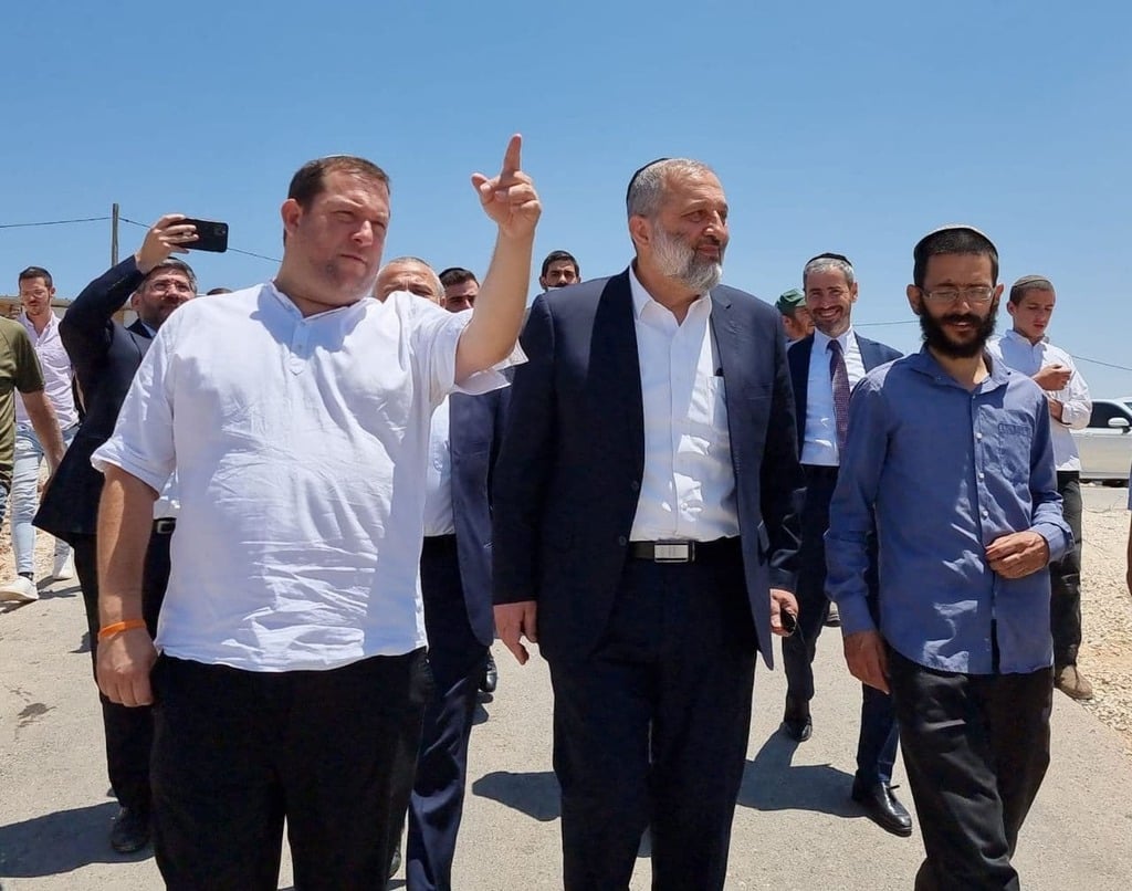 אריה דרעי מבקר באביתר