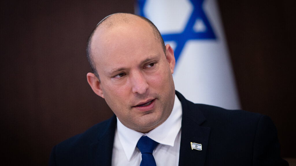 ראש הממשלה בנט. שיתוף פעולה עם הרשויות המקומיות (צילום: אלכס קולומויסקי) ישיבת ממשלה
