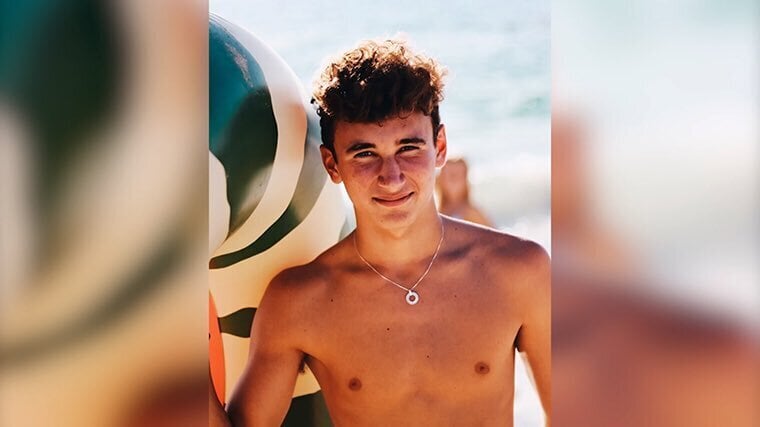 אילן נייבריף נעדר קריסה בניין מגדל מגורים ב ספרסייד ליד מיאמי פלורידה ארה"ב
