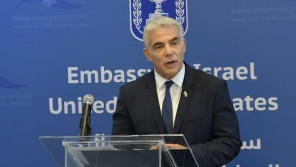 יקביעת מזוזה בשגרירות ישראל באבו דאבי
