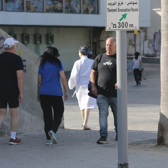 משתלבת בין ההמון (צילום: מוטי לבטון) משתלבת בין ההמון
