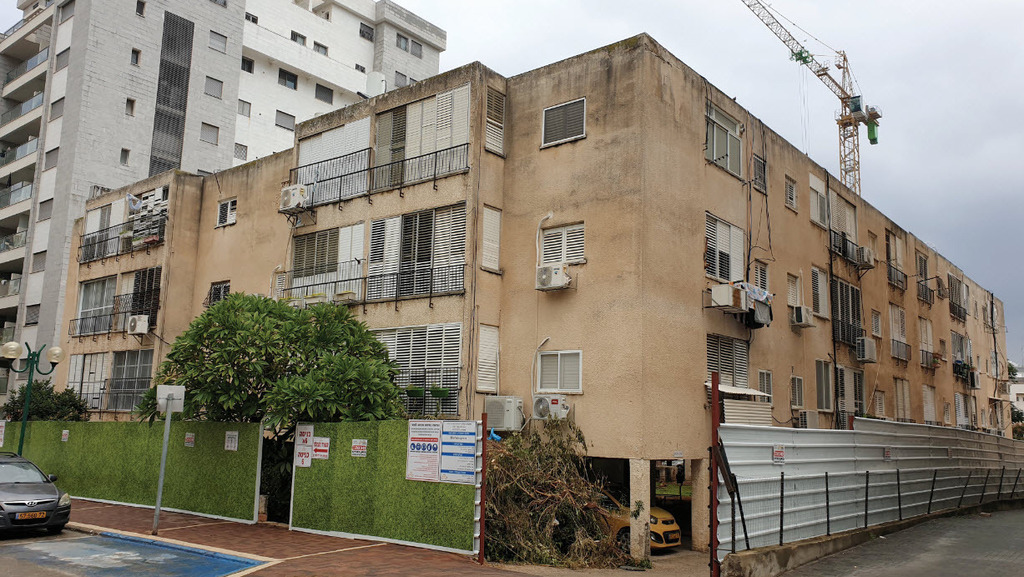 בניין לקראת התחדשות עירונית. הליכים ארוכים ומייגעים, תשואה נאה 