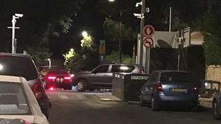רגע היציאה של משפחת נתניהו מבלפור