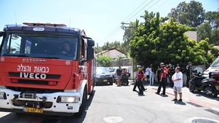 תקרה קרסה ברחוב רוחמה בהרצליה