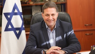 חיים ביבס