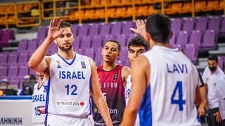 יונתן לו והחברים חוגגים