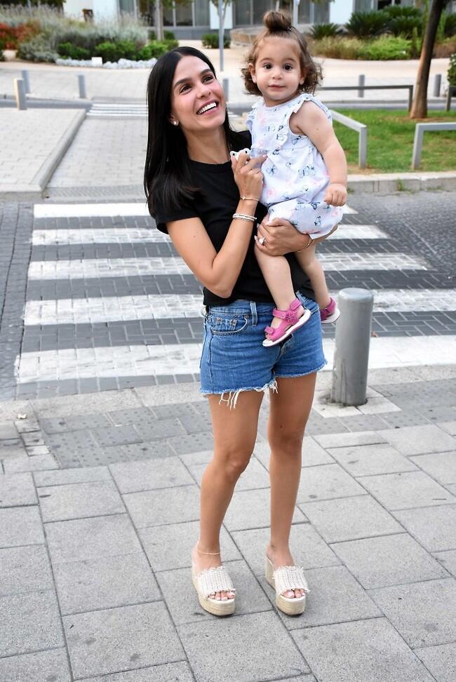 "תראו מה הבאתי" (צילום: אמיר מאירי) "תראו מה הבאתי"