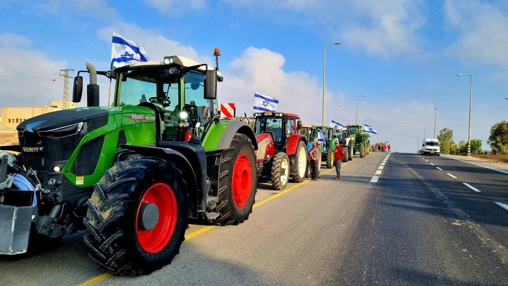 צומת עין יהב (צילום: ראובת רובין, ערבה תיכונה) צומת עין יהב