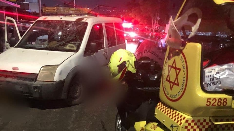 זירת הירי בירכא (צילום: תיעוד מבצעי מד"א) זירת הירי בירכא