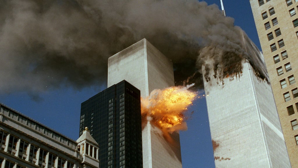 The attack on the World Trade Center, September 11, 2001 (Photo: AP) הפיצוץ במגדל השני