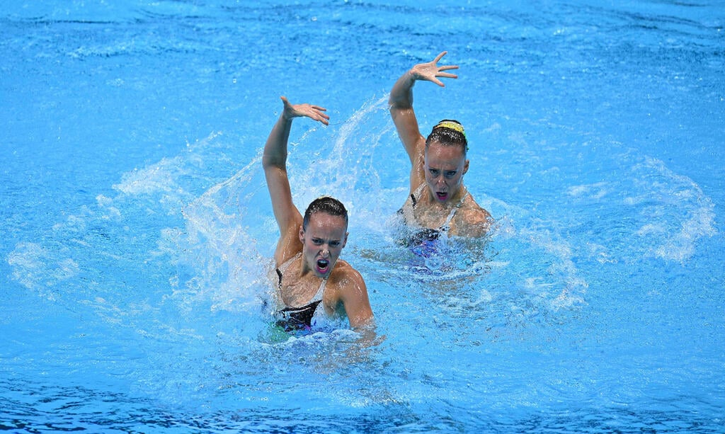 עדן בלכר ושלי בובריצקי במוקדמות (צילום: AFP) עדן בלכר ושלי בובריצקי במוקדמות