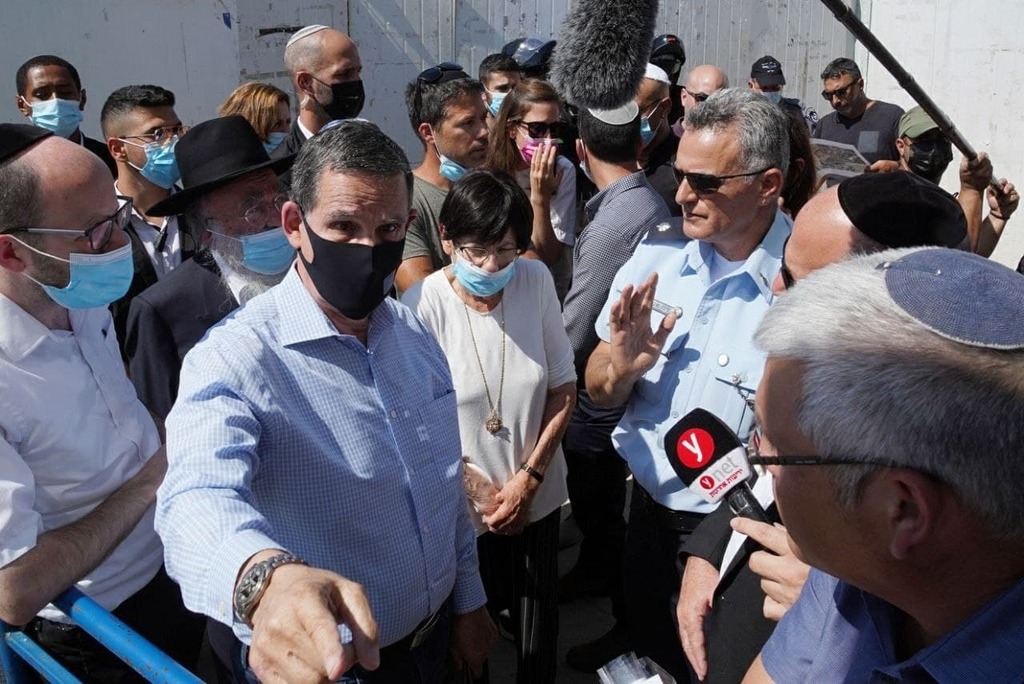 ועדת החקירה של אסון מירון מסיירת בהר (צילום: אפי שריר) ועדת החקירה של אסון מירון מסיירת בהר