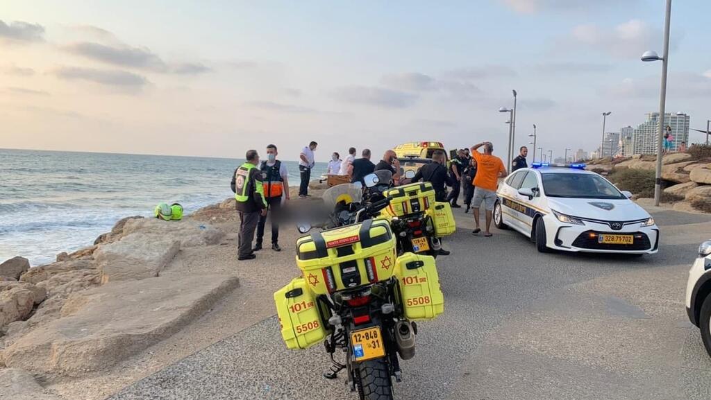 ארכיון (צילום: תיעוד מבצעי מד"א) גבר בן 25 טבע למוות בחוף צ'ארלס קלור בתל אביב