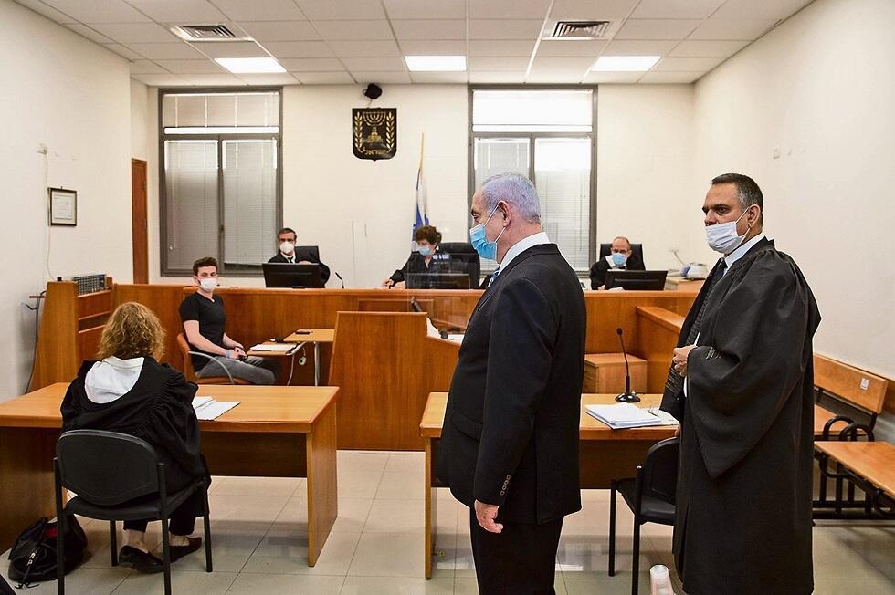 בנימין נתניהו בפתיחת משפטו. ''אני לא מתייחס לקורס או לא קורס''