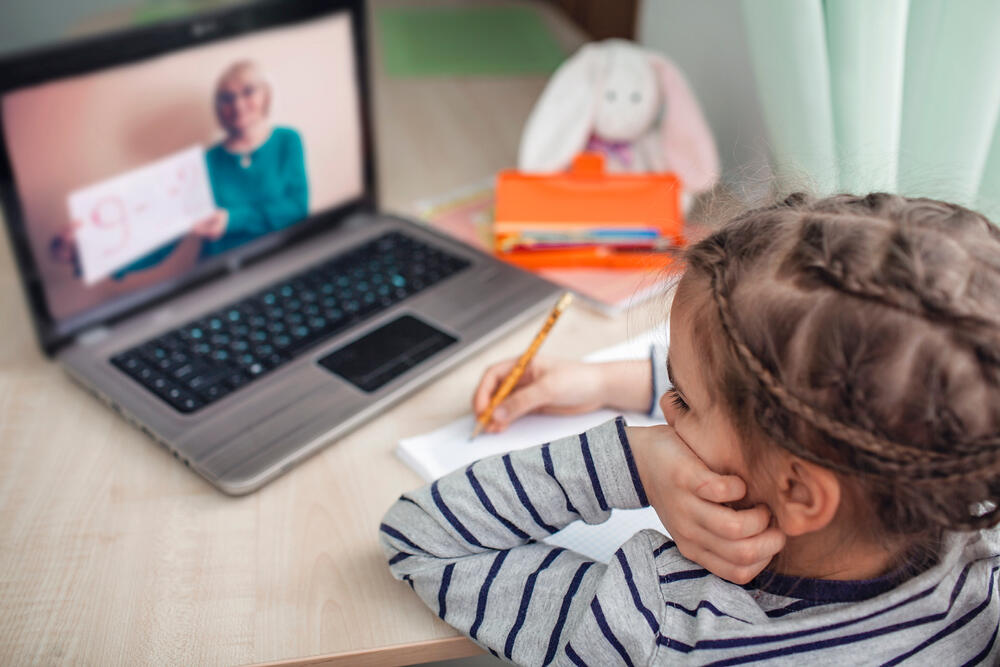 Remote learning illustration (Photo: Shutterstock) למידה מרחוק קורונה תלמיד אילוס אילוסטרציה