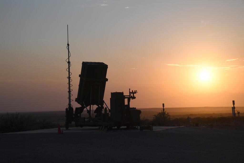 An Iron Dome missile battery (Photo: The Defense Ministry) ניסוי ירי ראשון בסוללת 'כיפת ברזל' בארה"ב, המופעלת על-ידי חיילים מצבא ארה"ב