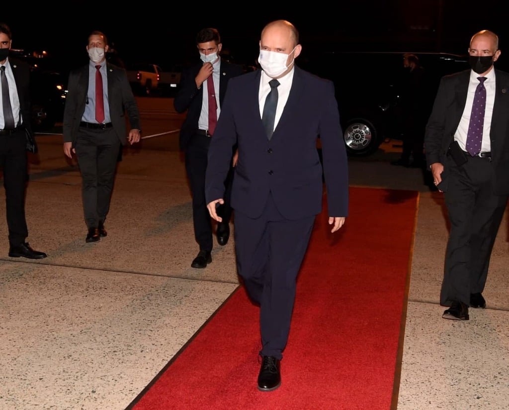 Prime Minister Naftali Bennett in Washington before boarding a plane back to Israel (Photo: GPO) רה"מ בנט לפני המראתו לישראל