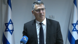 הרמת כוסית של משרד המשפטים בהשתתפות גדעון סער ואביחי מנדלבליט