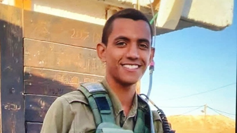 האב מספר שבנו פקח את עיניו ולחץ את ידו. אחמד סוואעד אחמד סוואעד