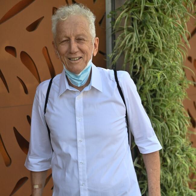 אבא של החתן. מוני מושונוב