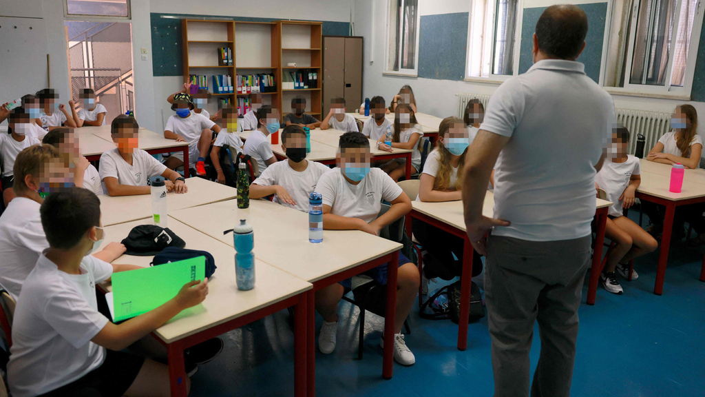 היום הראשון ללימודים בבית ספר בית הכרם בירושלים